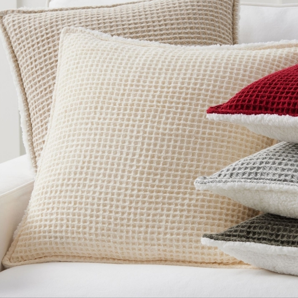 2 Pottery Barn Waffle With Sherpa Textured Back Beige Pillow Covers